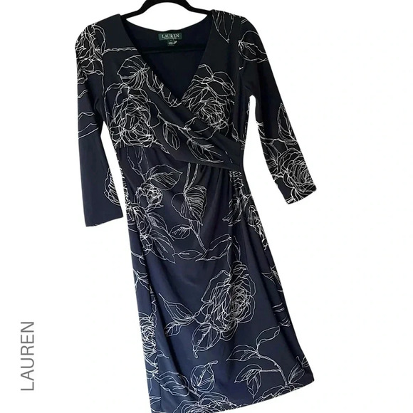 RALPH LAUREN NWOT SURPLICE NAVY BLUE & WHITE FLORAL DRESS | SIZE: 4 - Picture 1 of 10